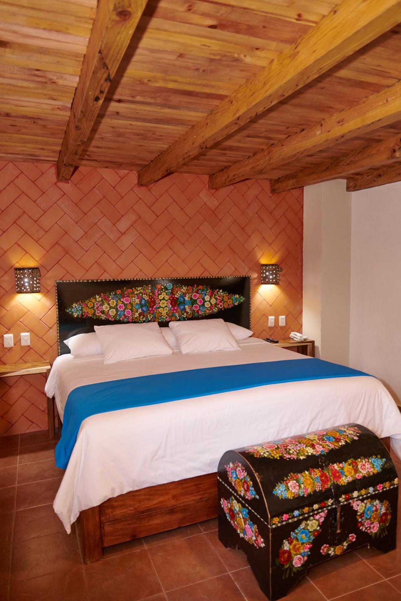 Hotel Mansion Del Valle Сан-Кристобаль-де-Ла-Касас Экстерьер фото